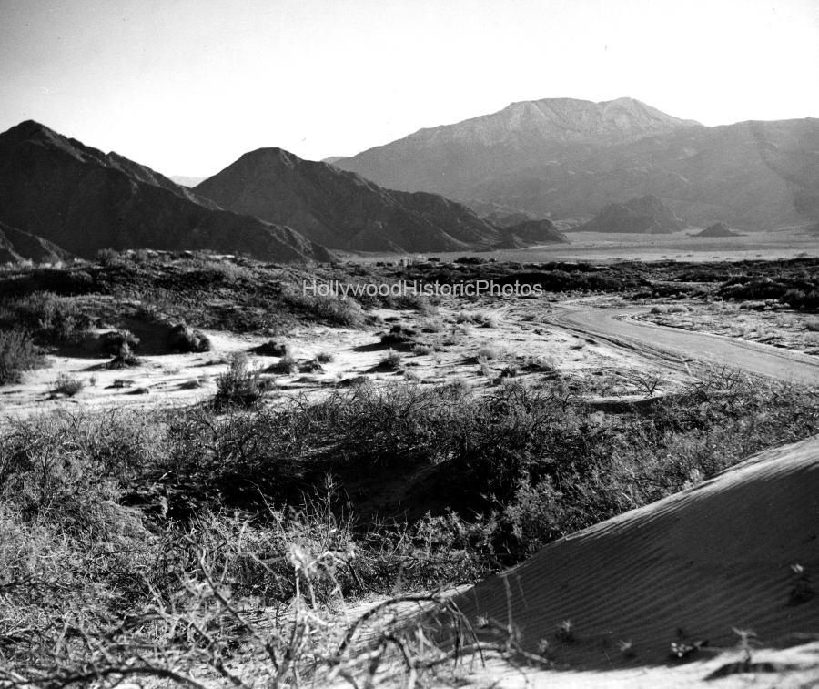 Palm Springs 1937 6.jpg